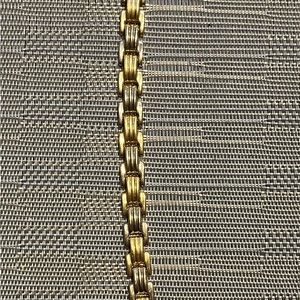 Women’s 14k 7” gold bracelet